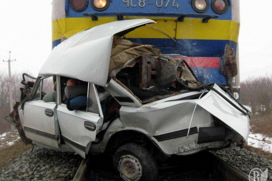 фото http://112.ua, ДТП на переезде