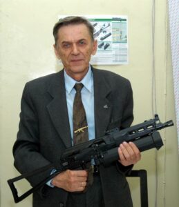 Виктор Калашников