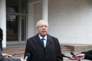 Мэр Кривого Рога Вилкул снялся со второго тура выборов