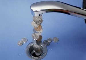 В Украине повысились цены на воду