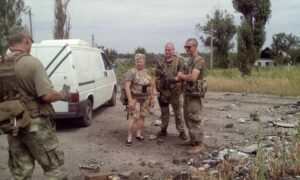 волонтеры, фото https://www.facebook.com/profile.php?id=100006322170854&amp;amp;fref=nf