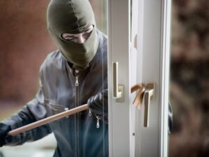 На Днепропетровщине злостный вор-рецидивист дерзко &quot;обносил&quot; дома