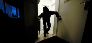 фото citysite.kh.ua, вор ограбил квартиру