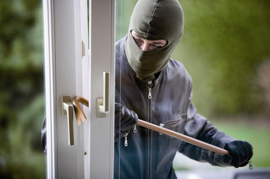 квартирный вор, фото из открытых источников