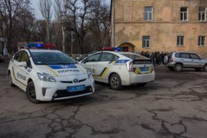 врач