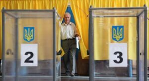 В Кривом Роге стартовал второй тур выборов мэра: ситуация на избирательных участках