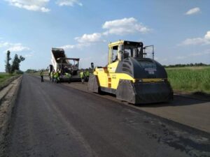 Закончить ремонт трасс на Днепропетровщине можно за три года