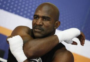 _world_boxing_champion_evander_holyfield_053703_