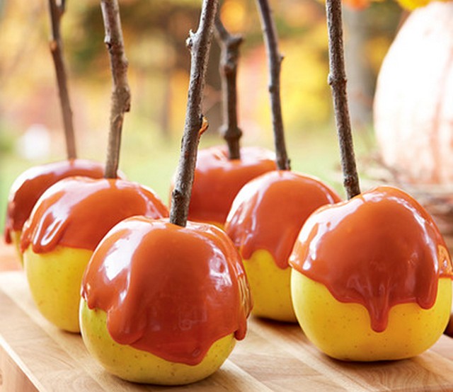 яблоки в карамели