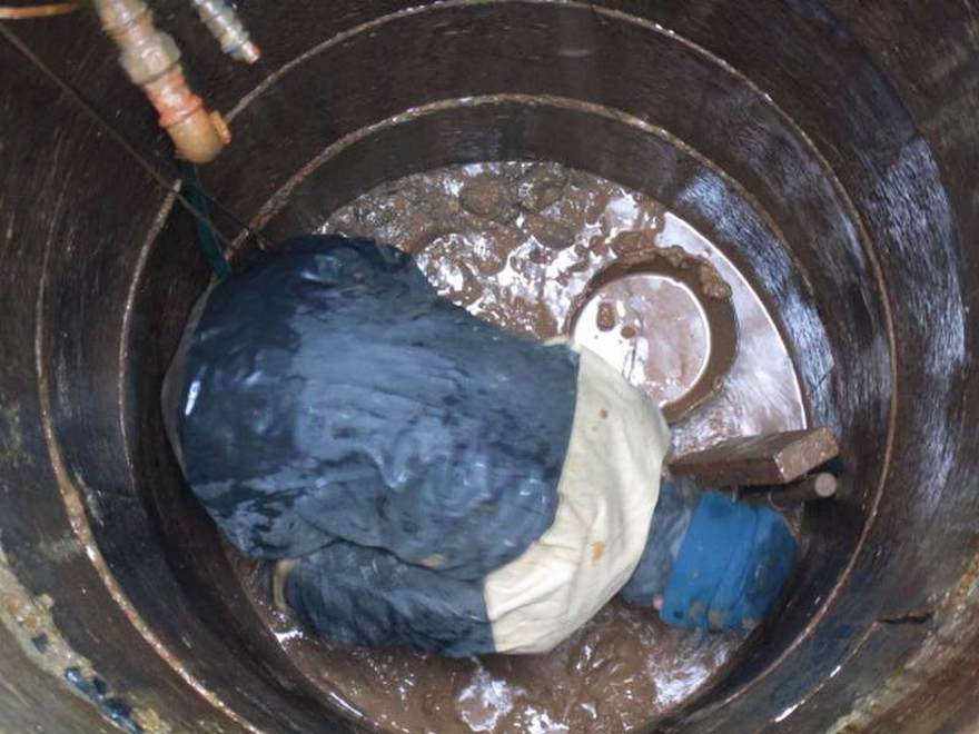 выгребная яма, фото из открытых источников