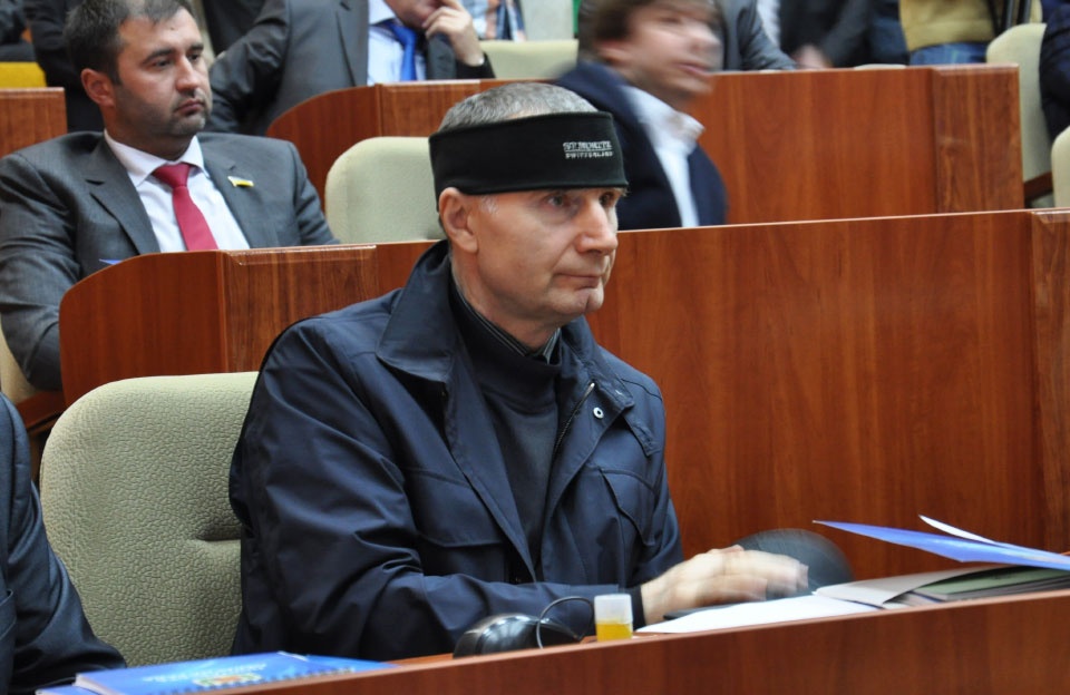 Не задекларировал сотни миллионов