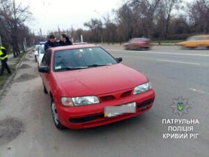 фотоhttp://krlife.com.ua, угнанный &quot;Nissan&quot;