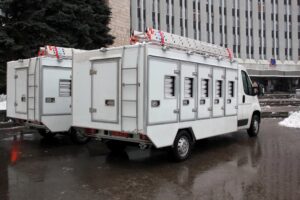 В Днепре появились уникальные машины для животных (фото, видео)