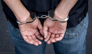 12 лет тюрьмы: житель Днепра застрелил и расчленил приятеля