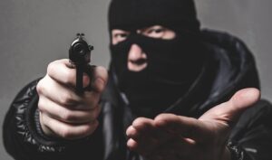 В Днепре рейдеры захватили рынок: группировку ждет суд