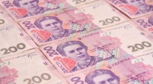 НБУ выпустит серебряную 200-гривневую купюру