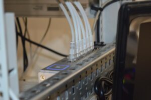 На что ориентироваться при выборе и подключении интернета в Днепре