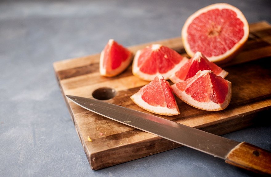За какие модные дорогие продукты мы переплачиваем и чем их заменить