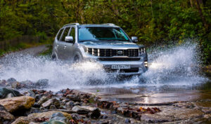 Kia Mohave научили усаживать водителя правильно
