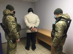 На Сумщине задержали пенсионера, который пешком возвращался в Украину из РФ