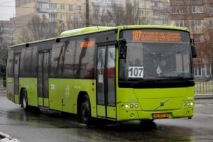 В Днепре не будут убирать большие автобусы с маршрута №107