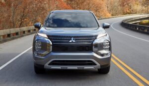 Новый Mitsubishi Outlander 2022 – яркий дизайн и современный салон