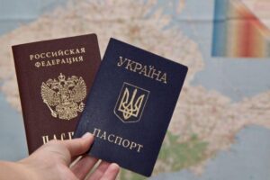 Украинцы не смогут получить двойное гражданство с Россией: подробности