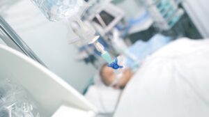 Три больницы в Черновцах загружены больными COVID-19 почти на 100%