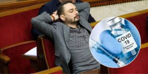 Нардеп от “Слуги народа” предложил увольнять врачей, отказавшихся прививаться от COVID-19