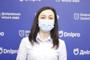 В Днепре ремонтируют асфальтное покрытие на ул. Владимира Ивасюка