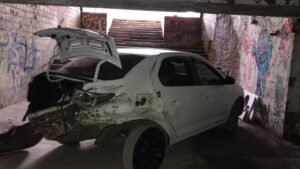 Автомобиль