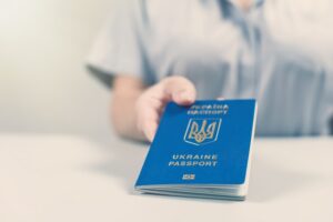 Кабмин изменил правила пересечения границы для украинцев