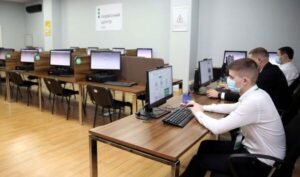 В Украине изменились правила получения прав: у будущих водителей возникли проблемы
