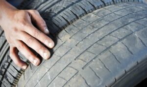 Штраф за «лысую» резину: что нужно знать водителям