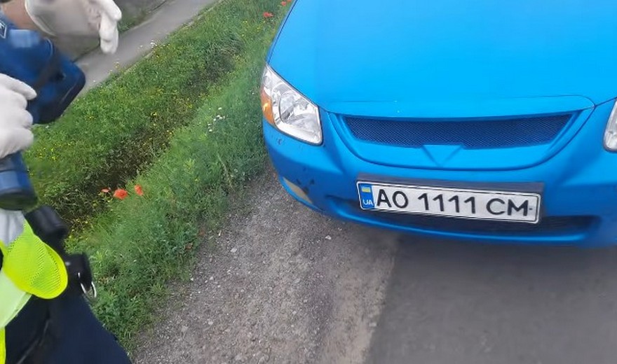 В Украине водитель перехитрил TruCam – номер «исчезает»
