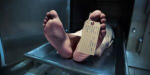 В Днепре на 12-ом Квартале в подвале дома нашли труп мужчины