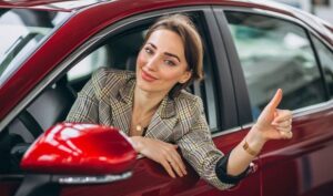 Украинцы стали больше покупать авто из салонов: какие машины самые популярные