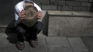 В Днепре 11-летнего мальчика 2 месяца насиловал его одноклассник