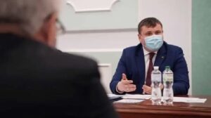 Глава “Укроборонпрома” за месяц получил почти столько, сколько министр обороны Украины за год