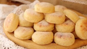 Пышные сырники без жарки на масле: пошаговый рецепт с фото