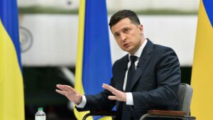 “Здоровье украинцев старше 55 лет будут проверять раз в два года” — Зеленский