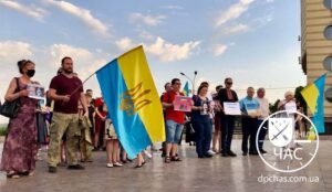 В Днепре прошла акция памяти жертвам войны и российской агрессии (видео)