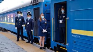“Укрзализныця” превратит поезд во Львов в “Джазовый экспресс”