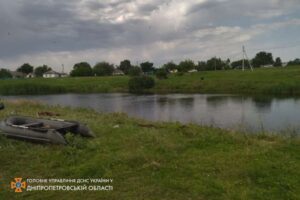 В Синельниковском районе в реке утонул 10-летний мальчик