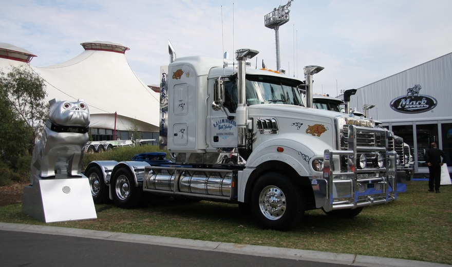 Mack AC