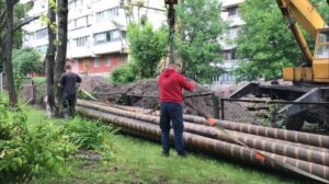 В Днепре на Рабочей продолжают масштабные работы по замене теплосетей