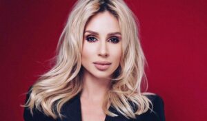 Светлана Лобода засветила голую грудь (фото)