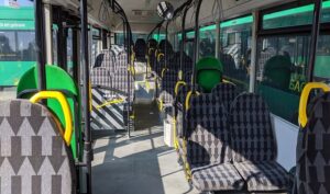 В Днепре в автобусах появится бесконтактная оплата проезда
