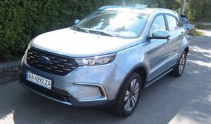 В Украине появились недорогие электрокроссоверы Ford