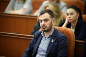 Продвигать Украину за рубежом должны дипломаты и диаспора – пропозиционер из Днепра Антон Андриенко